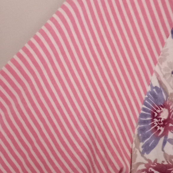 Womens top - Picture 4 of 5